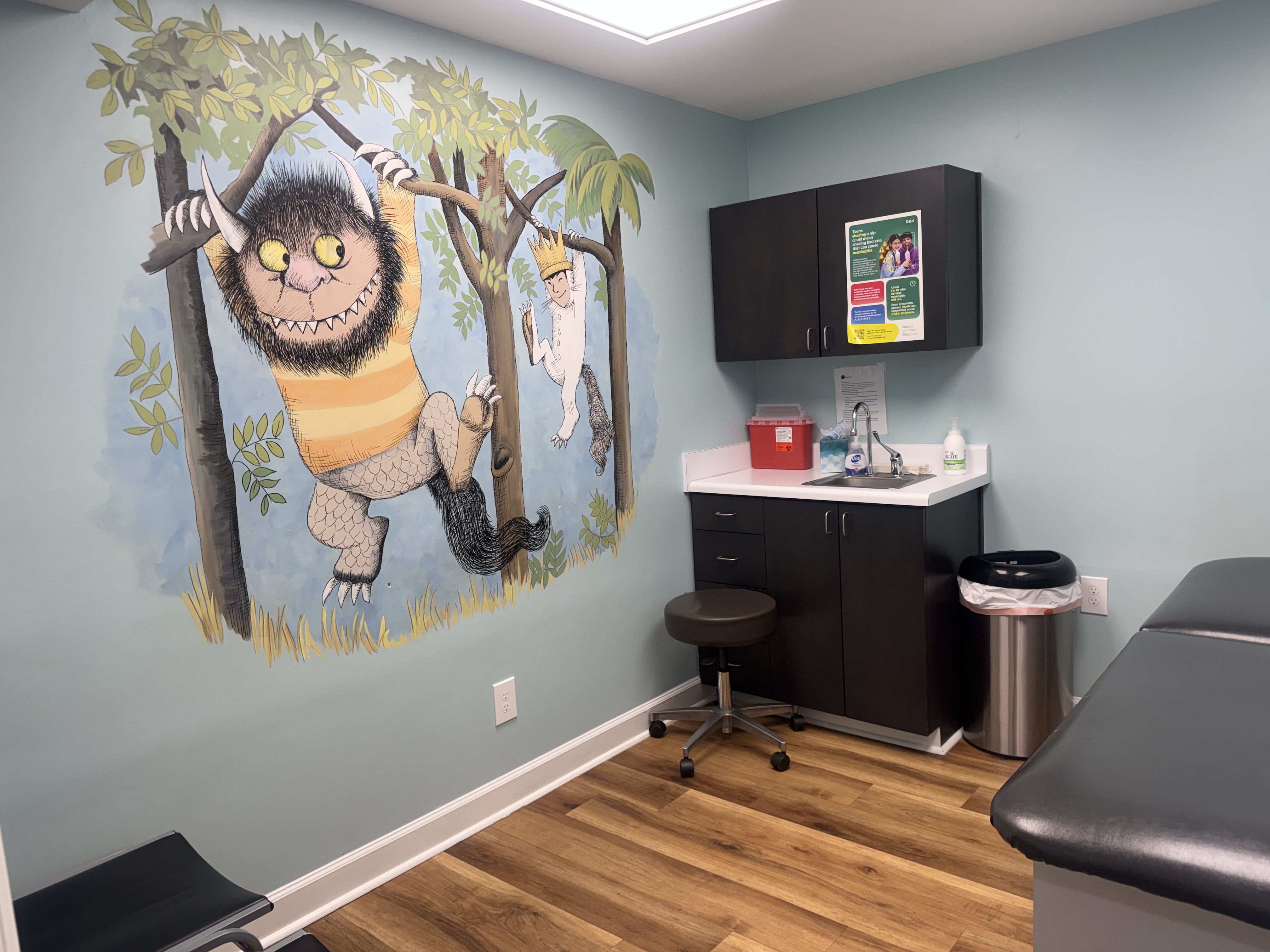 Monroe-Pediatrics-Patient-Room-1.JPG